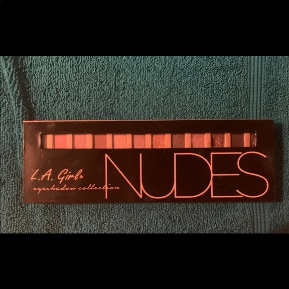 Makeup Pallet - Picture 3 of 4